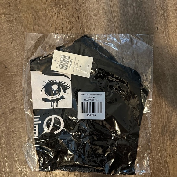 Anime heart bralette - Picture 2 of 2